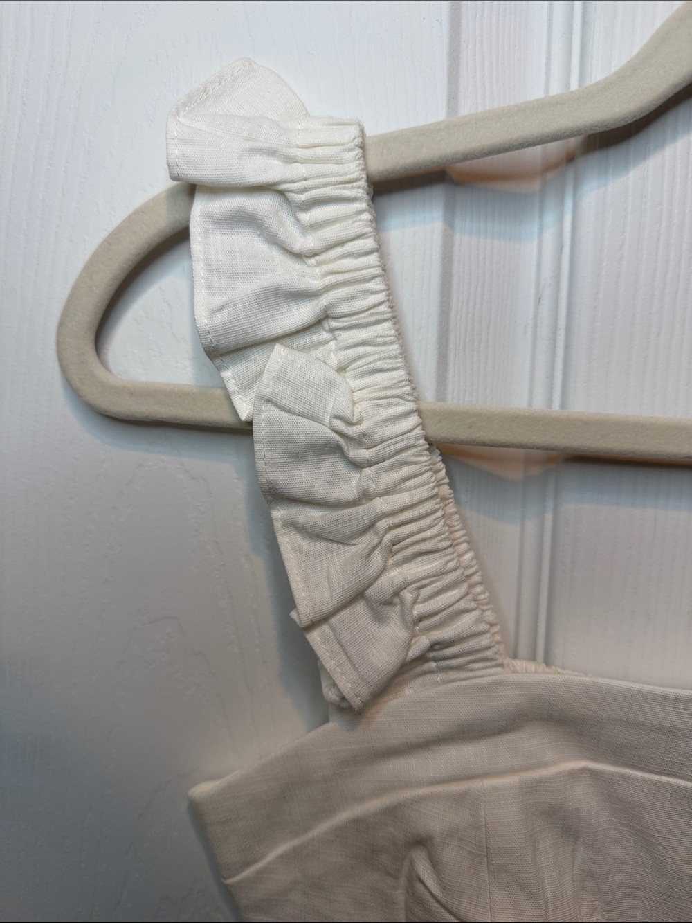 Choosy Ivory Ruffle-Strap Button Front Crop Top - Picture 2 of 7